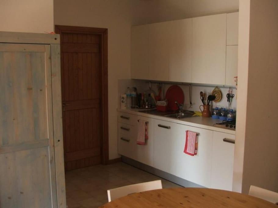 L' Elicriso, A Pochi Passi Dal Mare Con Giardino Privato - The Elicriso, A Few Meters From The Sea, With Private Garden Apartment Стинтино Екстериор снимка