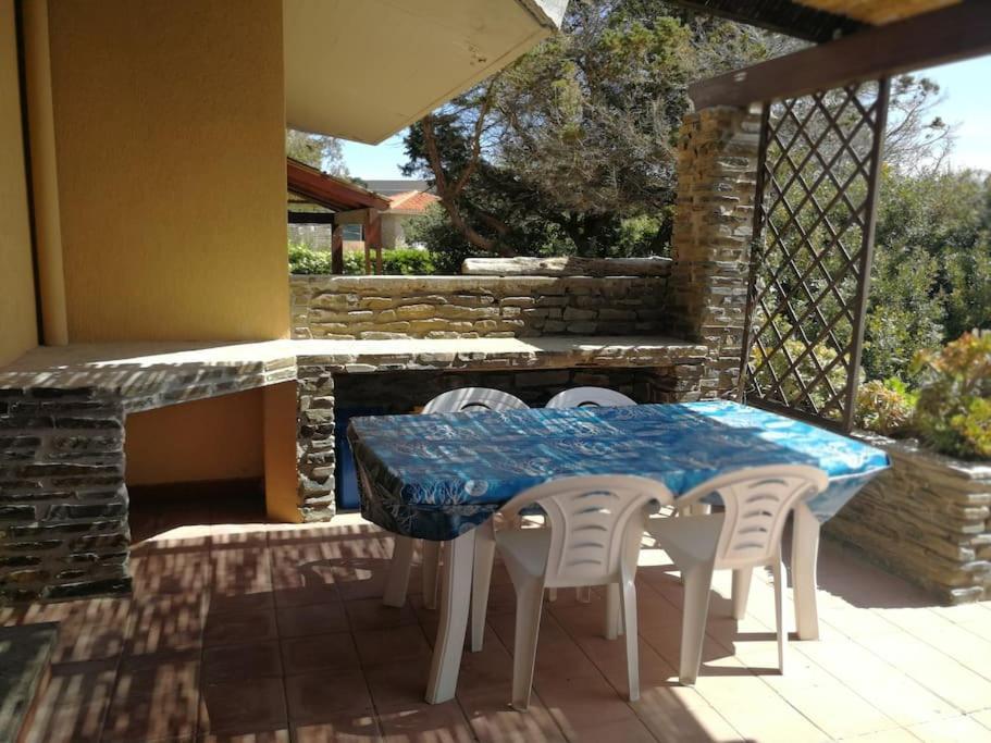 L' Elicriso, A Pochi Passi Dal Mare Con Giardino Privato - The Elicriso, A Few Meters From The Sea, With Private Garden Apartment Стинтино Екстериор снимка